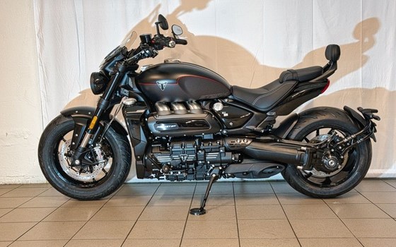 Gebrauchtmotorrad Triumph Rocket 3 Storm GT - Bild 2