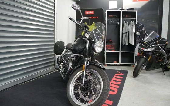 Gebrauchtmotorrad Moto Guzzi V7 III Special - Bild 4
