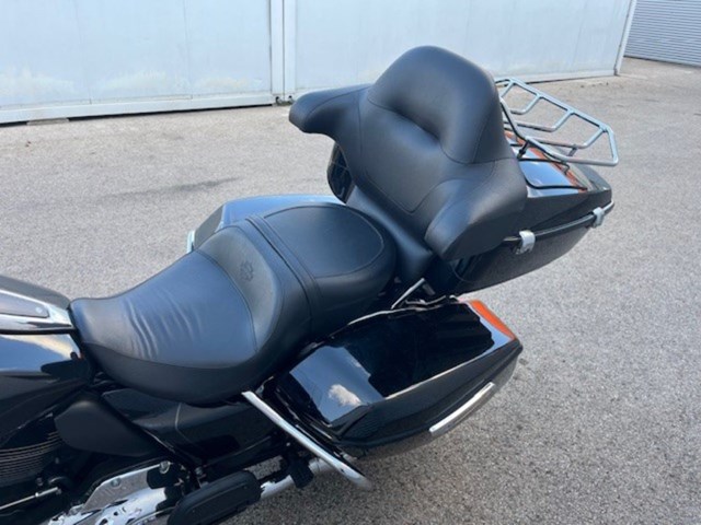 Harley-Davidson Street Glide Ultra (schwarz) - Bild 9