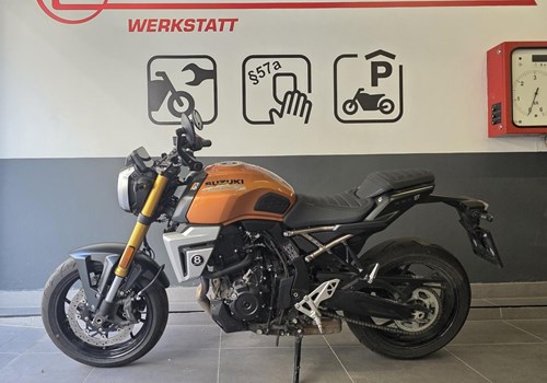 Suzuki GSX-8T