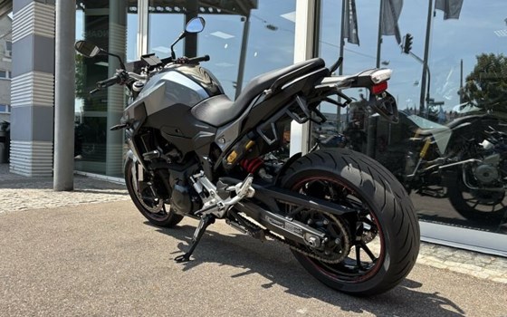 Gebrauchtmotorrad BMW F 900 R - Bild 4