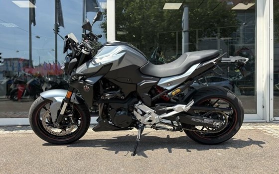 Gebrauchtmotorrad BMW F 900 R - Bild 5