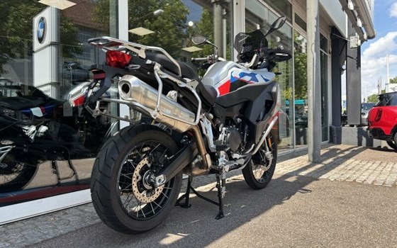 Gebrauchtmotorrad BMW F 900 GS - Bild 3