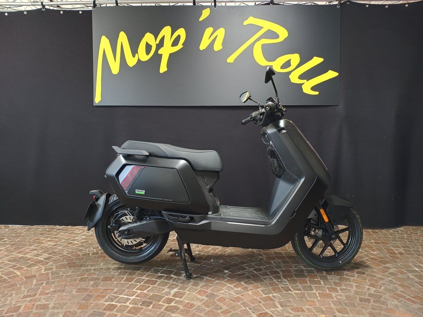 NIU NQiX 150
