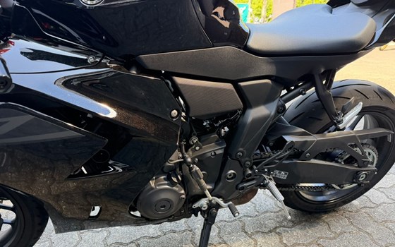 Gebrauchtmotorrad Yamaha R7 - Bild 9