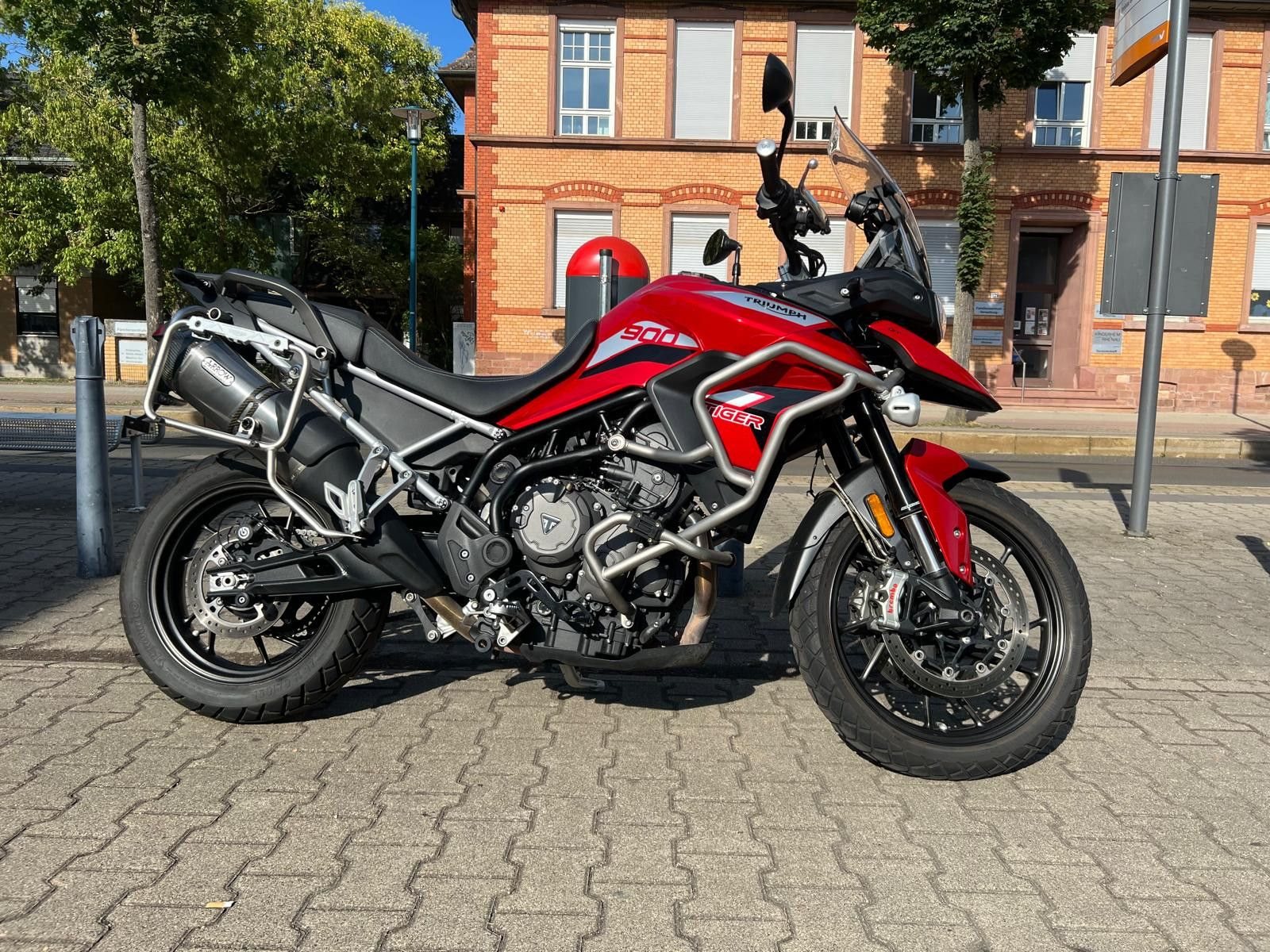 Triumph Tiger 900 GT Low
