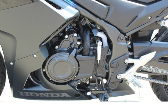 Gebrauchtmotorrad Honda CBR500R E-Clutch - Bild 10