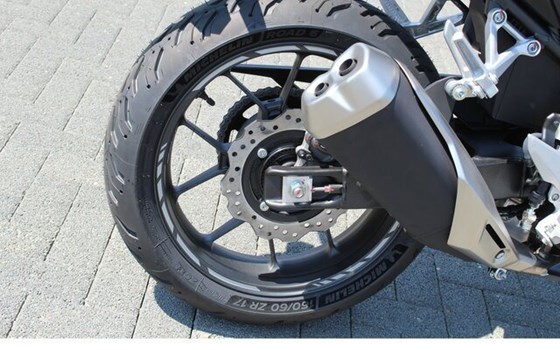 Gebrauchtmotorrad Honda CBR500R E-Clutch - Bild 8
