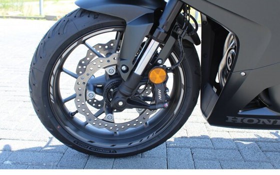 Gebrauchtmotorrad Honda CBR500R E-Clutch - Bild 9