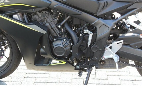 Gebrauchtmotorrad Honda CBR650R E-Clutch - Bild 10