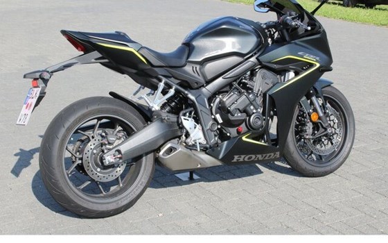 Gebrauchtmotorrad Honda CBR650R E-Clutch - Bild 17