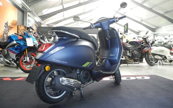 Neufahrzeug Vespa Primavera 125 75th - Bild 4
