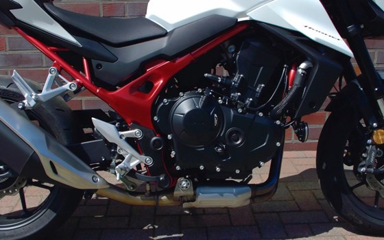Gebrauchtmotorrad Honda CB750 Hornet - Bild 16