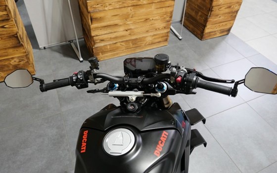 Gebrauchtmotorrad Ducati Streetfighter V4 S - Bild 12