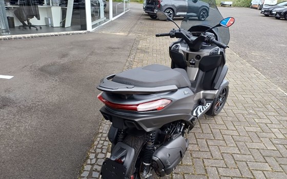 Gebrauchtmotorrad Piaggio MP3 530 HPE Exclusive - Bild 5