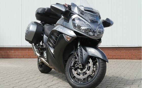 Gebrauchtmotorrad Kawasaki GTR 1400 - Bild 2