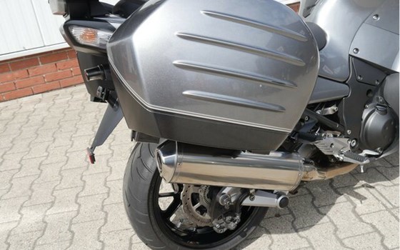 Gebrauchtmotorrad Kawasaki GTR 1400 - Bild 6