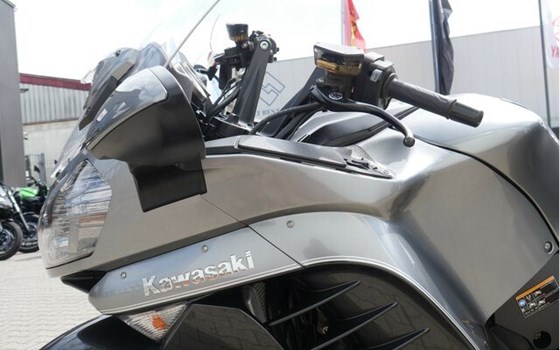 Gebrauchtmotorrad Kawasaki GTR 1400 - Bild 7