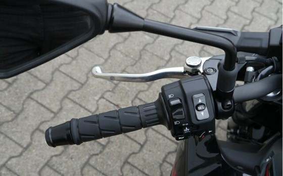 Gebrauchtmotorrad Kawasaki Z650 - Bild 12