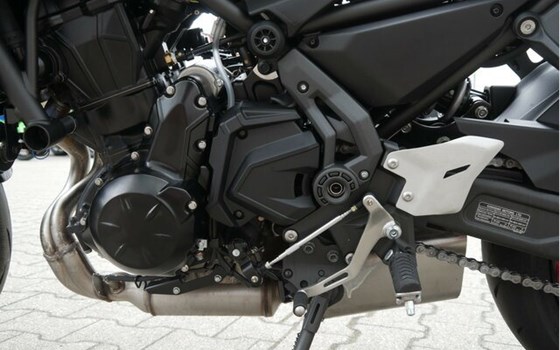 Gebrauchtmotorrad Kawasaki Z650 - Bild 9