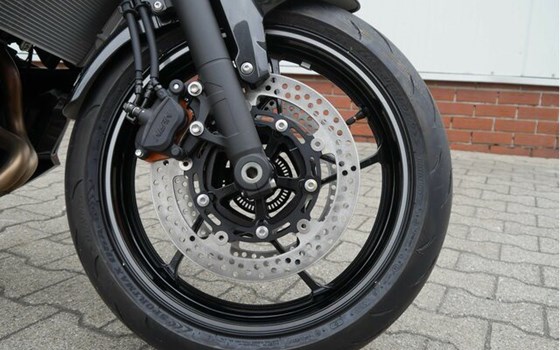 Gebrauchtmotorrad Kawasaki Z7 Hybrid - Bild 4