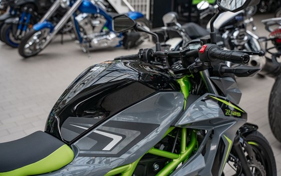 Neufahrzeug Kawasaki Z125 - Bild 10