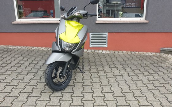 Gebrauchtmotorrad Suzuki Avenis 125 - Bild 2
