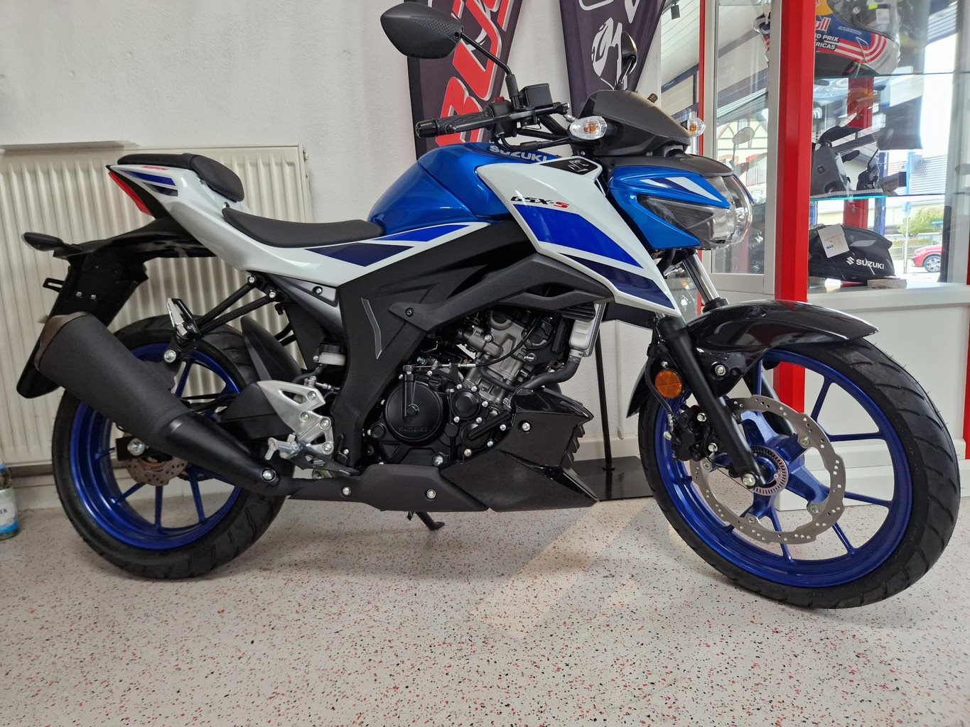 Suzuki GSX-S125