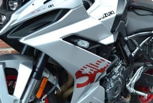 Gebrauchtmotorrad Suzuki GSX-8R - Bild 6