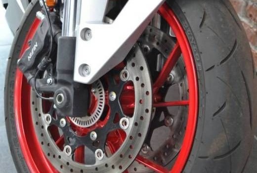 Gebrauchtmotorrad Suzuki GSX-8R - Bild 7