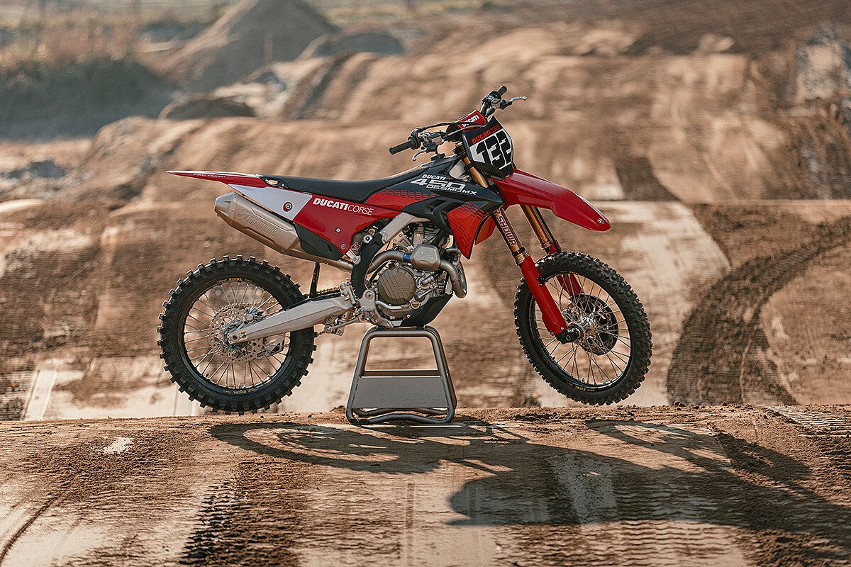 Ducati Desmo450 MX Factory