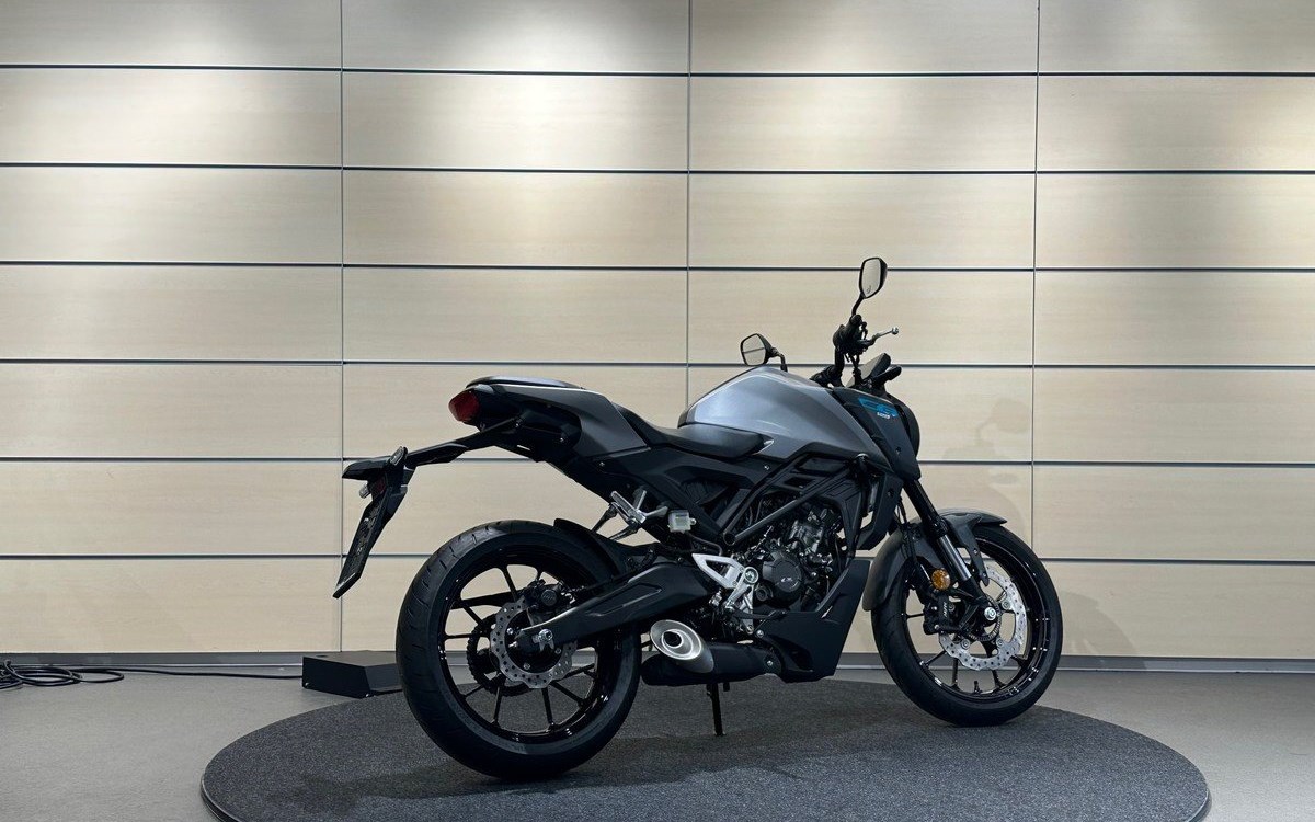Angebot Honda CB125R
