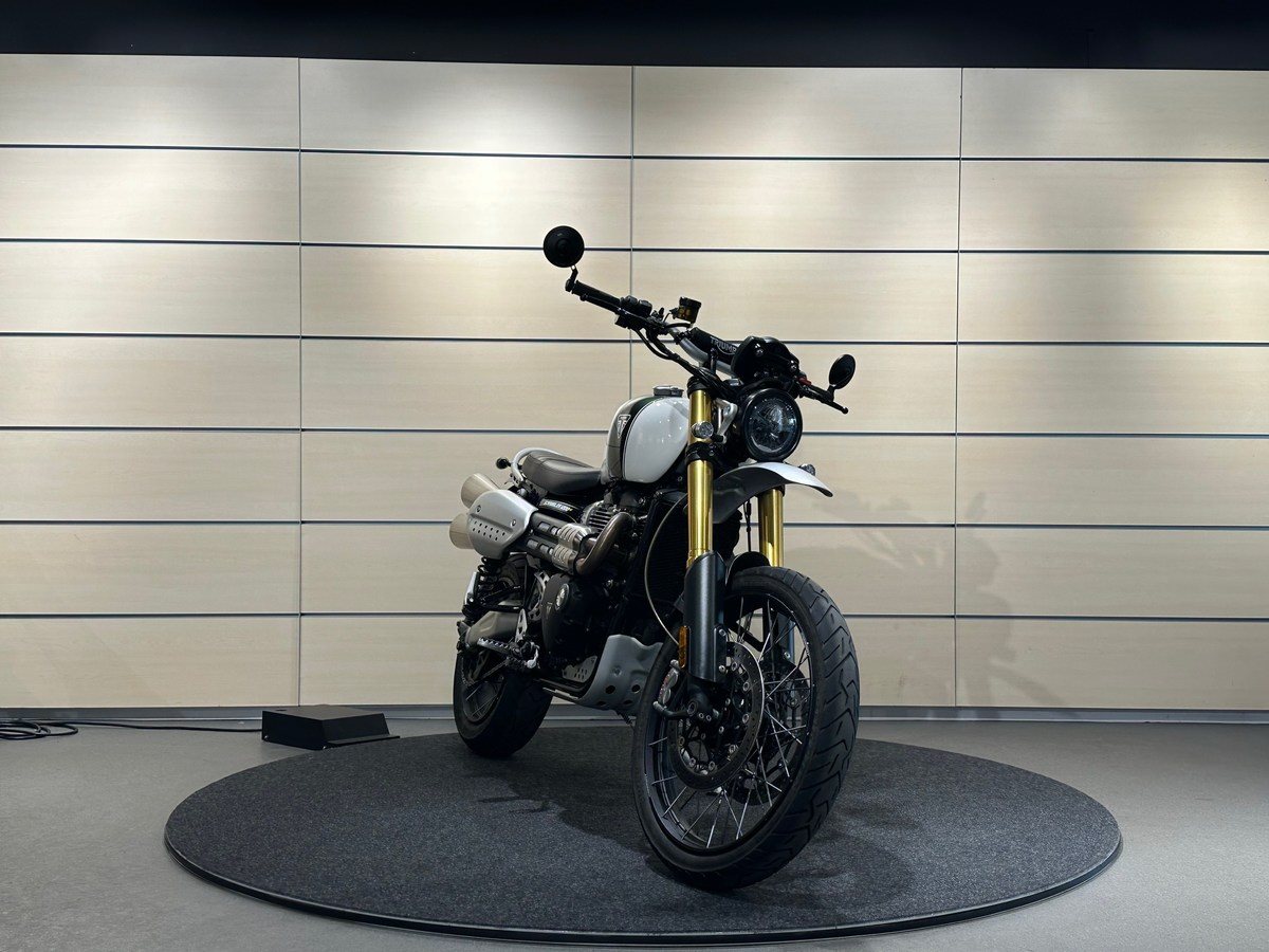Triumph Scrambler 1200 XE