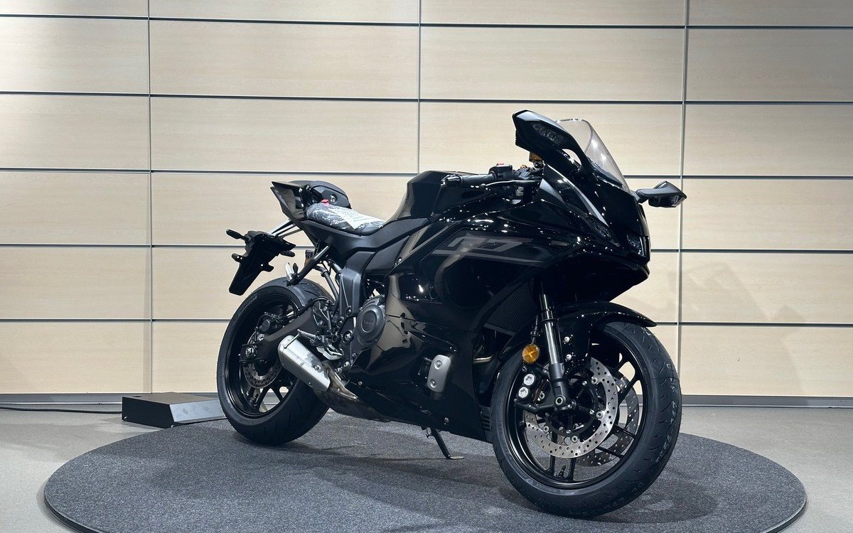Angebot Yamaha R7