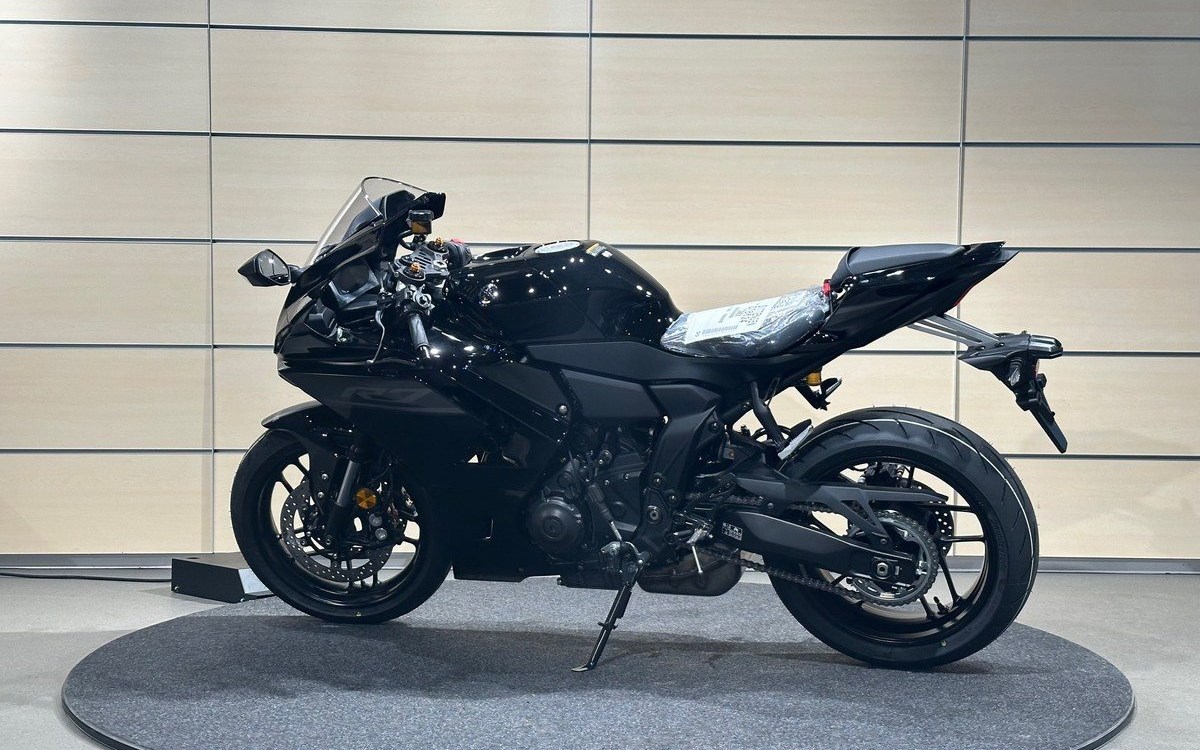 Angebot Yamaha R7