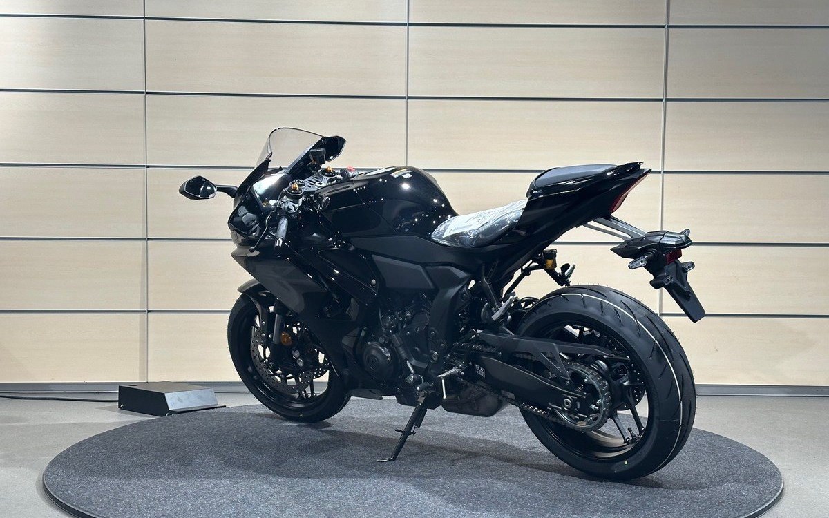 Angebot Yamaha R7