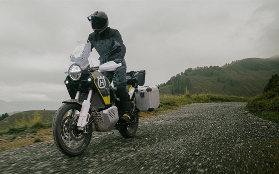 Neufahrzeug Husqvarna Norden 901 Expedition - Bild 4