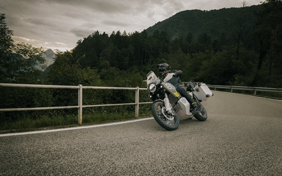 Neufahrzeug Husqvarna Norden 901 Expedition - Bild 9