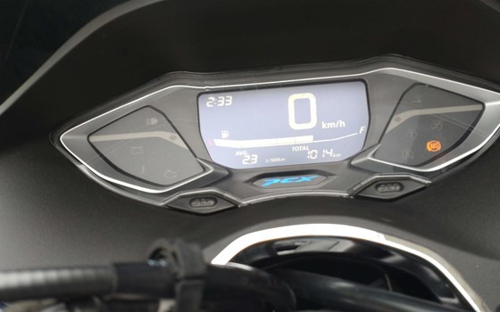 Gebrauchtmotorrad Honda PCX125 - Bild 8