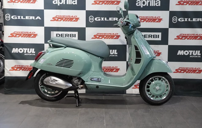 Vespa GTS 80th 310