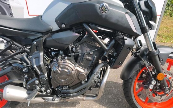 Gebrauchtmotorrad Yamaha MT-07 - Bild 8
