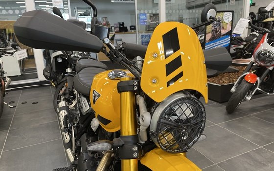 Gebrauchtmotorrad Triumph Scrambler 400 XC - Bild 14
