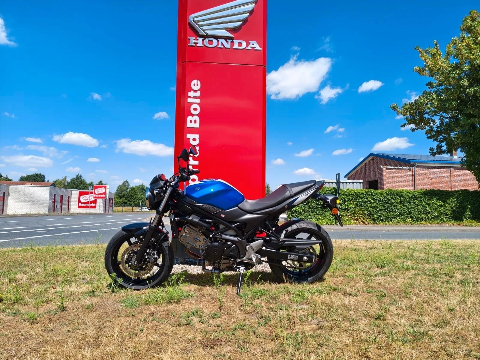 Suzuki SV650