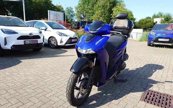 Gebrauchtmotorrad Honda SH125i - Bild 3