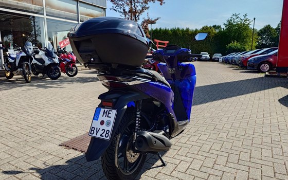 Gebrauchtmotorrad Honda SH125i - Bild 6