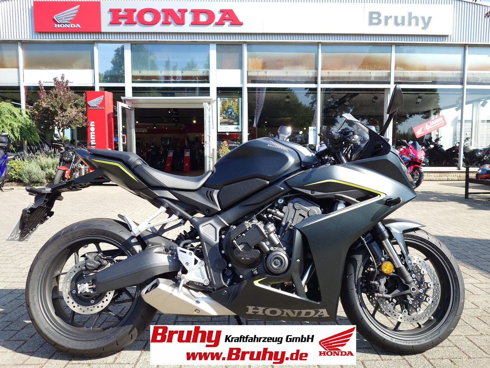 Honda CBR650R E-Clutch