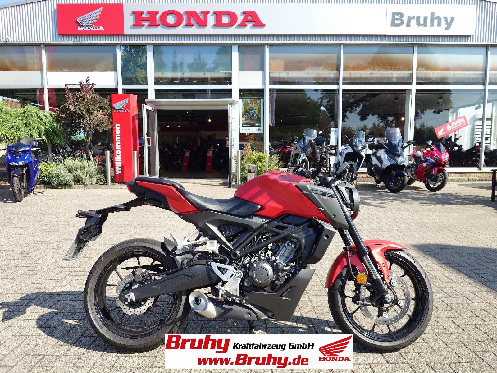 Honda CB125R