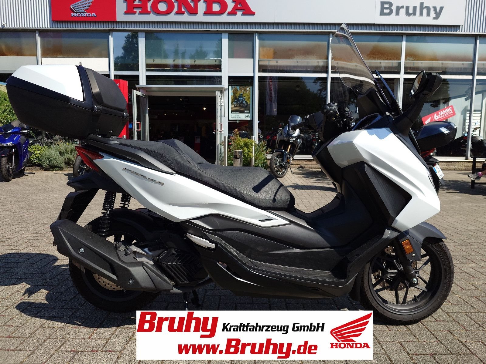 Honda Forza 125