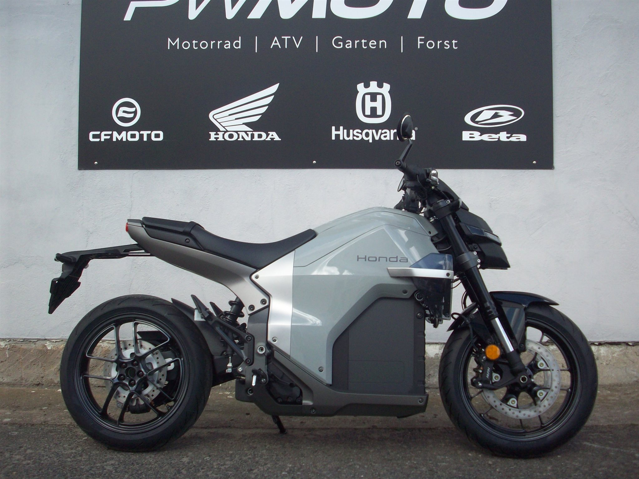 Honda WN7
