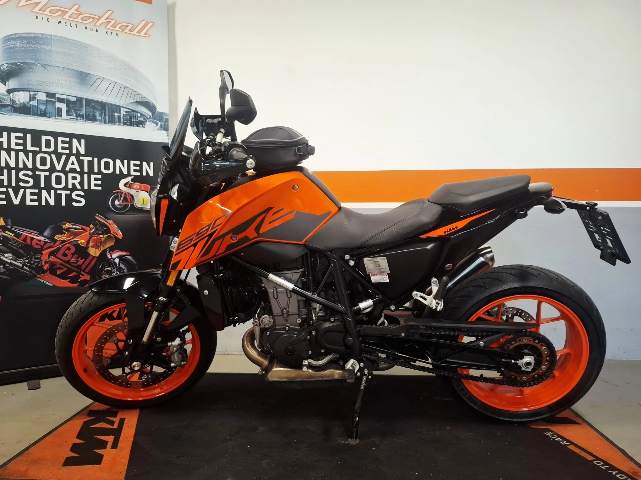 KTM 690 Duke 